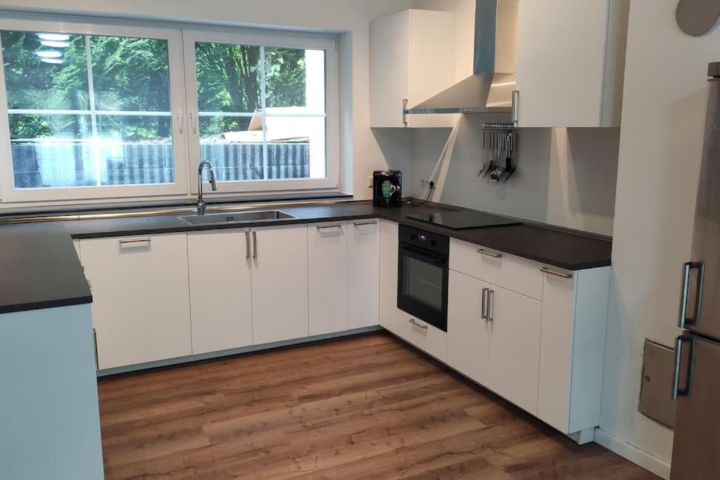 Neue 90 Qm 2-Zimmerwohnung Naehe Koeln Odenthal Ngoại thất bức ảnh